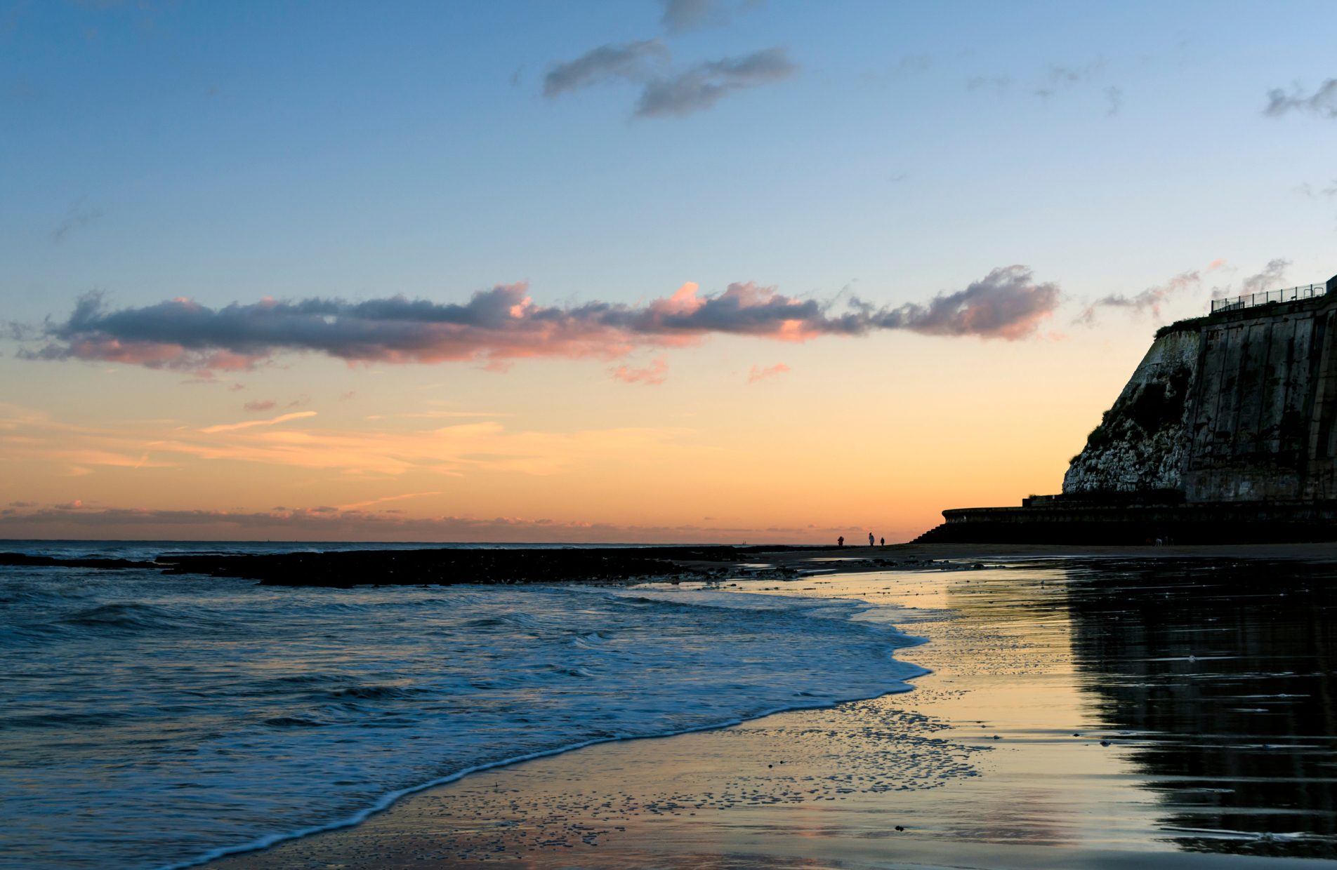 Botany Bay near Broadstairs with chalk cliffs